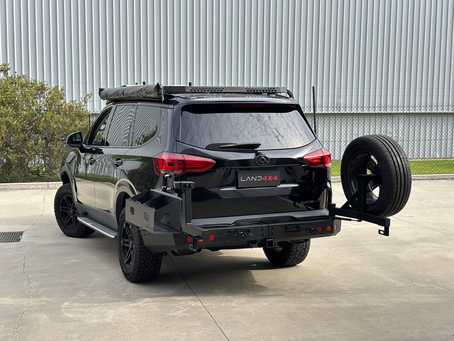 LDV D90 Rear Tow Bar Dual Spare Wheel Carrier Dual Jerry